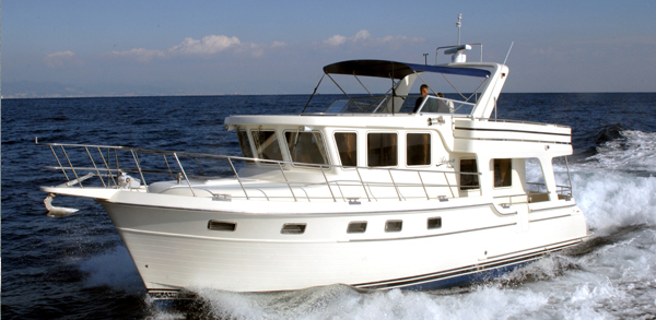 Adagio Europa 67 — powerboat