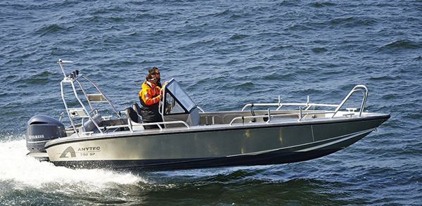 Anytec 750 SP — powerboat