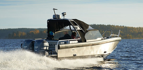 Anytec 860 SPDI — powerboat