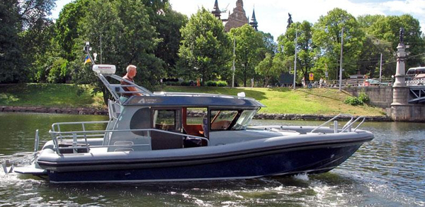 Anytec 960 CAB — powerboat