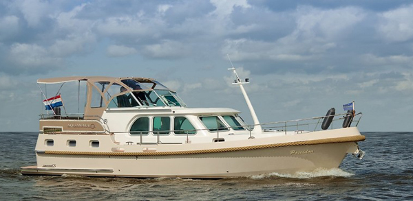 Aquanaut Drifter CS 1400 AK — powerboat