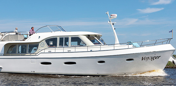 Aquanaut European Voyager 1700 — powerboat