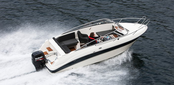 Askeladden C84 Voyager — powerboat