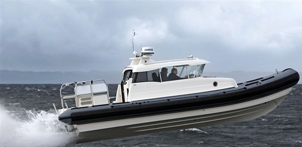 Askeladden Commuter 805 — powerboat