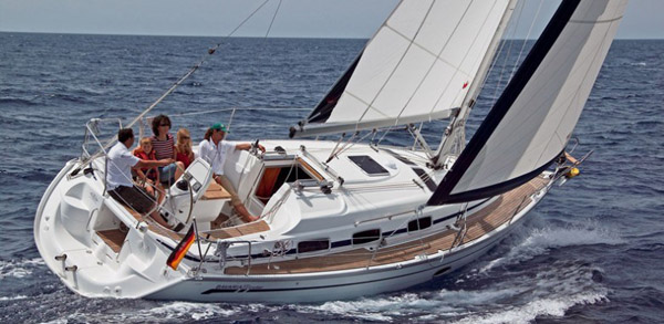 Bavaria 33 Cruiser — sailing yacht