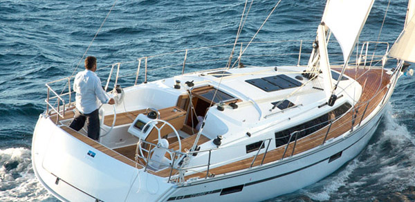 Bavaria Cruiser 34 — sailing yacht