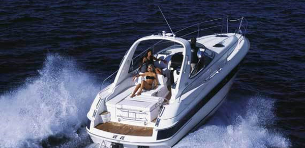 Bavaria Sport 32 — powerboat