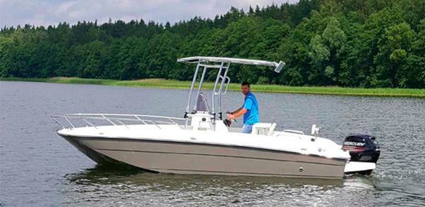 Bayliner Element CC7 — powerboat