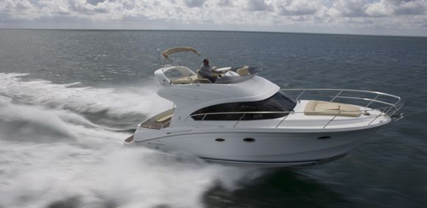 Beneteau Antares 36 — motor yacht