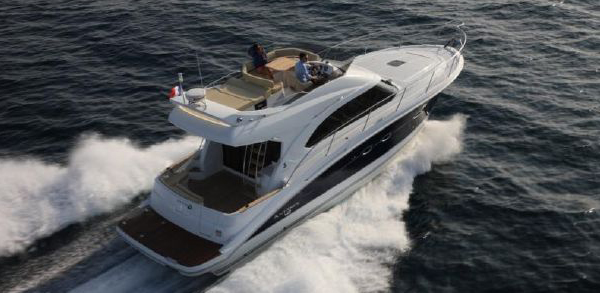Beneteau Antares 42 — motor yacht