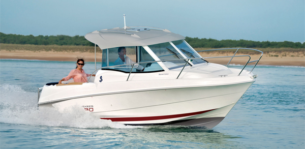 Beneteau Antares 5.80 — powerboat