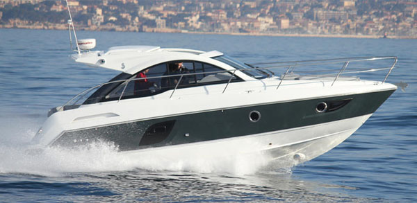 Beneteau Gran Turismo 34 — powerboat