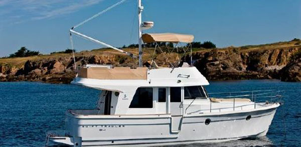 Beneteau Swift Trawler 34 — powerboat