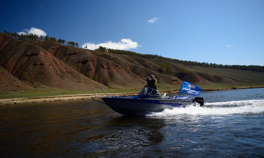 Berkut L-DC — powerboat