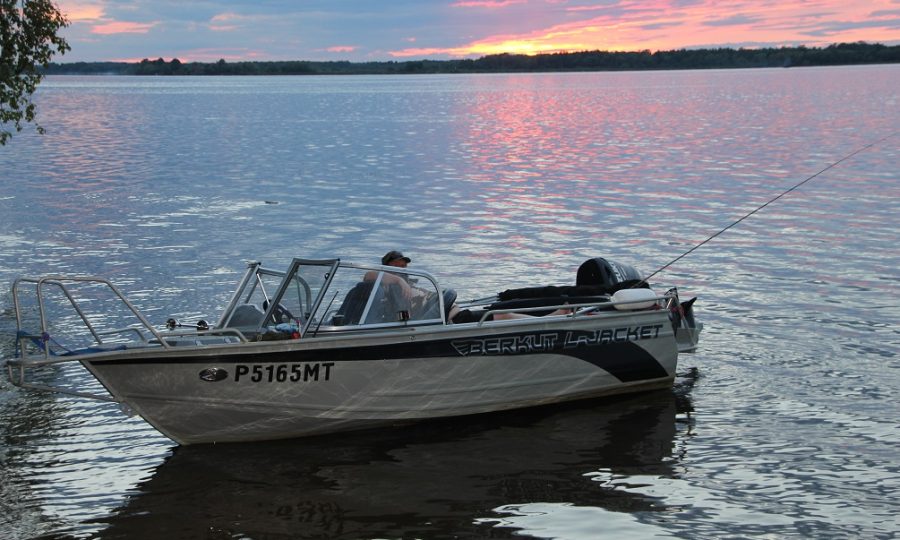 Berkut L-Jacket — powerboat