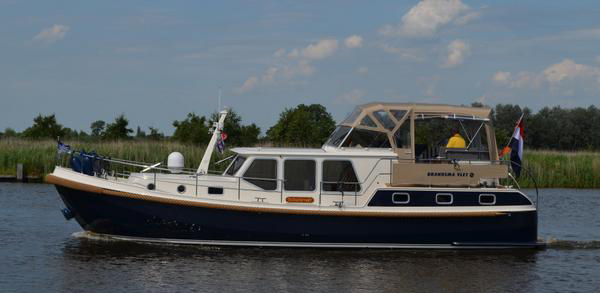 Brandsma Luna 44 — powerboat
