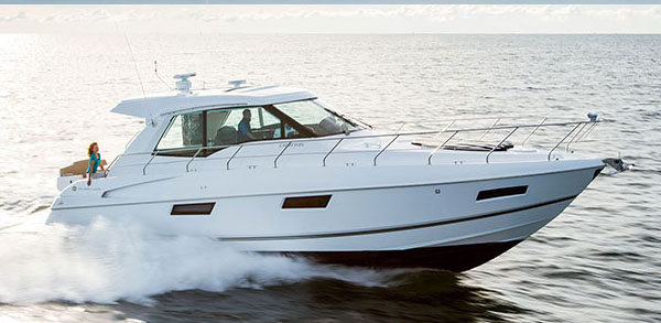 Cruisers Yachts 48 Cantius — powerboat