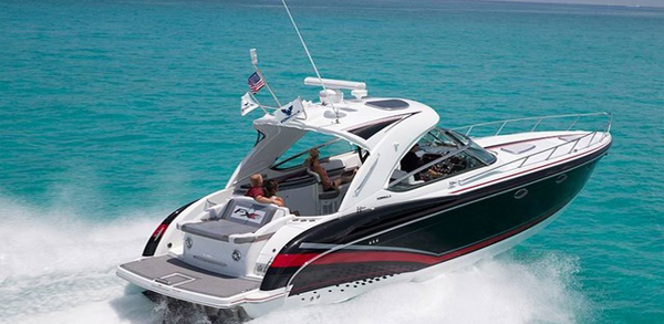 Formula 400 FX — powerboat
