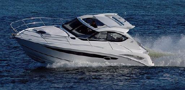 Galeon 325 HTS — powerboat