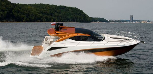Galeon 405 HTL — powerboat