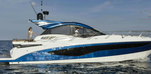 Galeon 445 HTS — powerboat