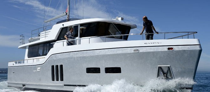 Garcia GT54 — powerboat
