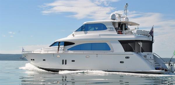 Horizon E73 — motor yacht