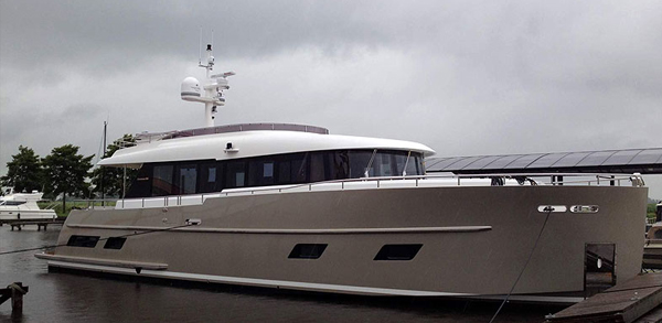 Jetten Gamma 2 — powerboat