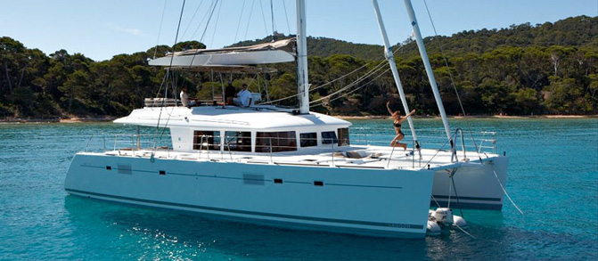 Lagoon 560 Imagine — sailing yacht