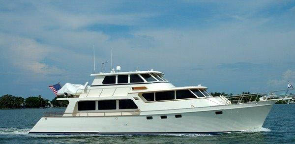 Marlow Explorer 70E — powerboat