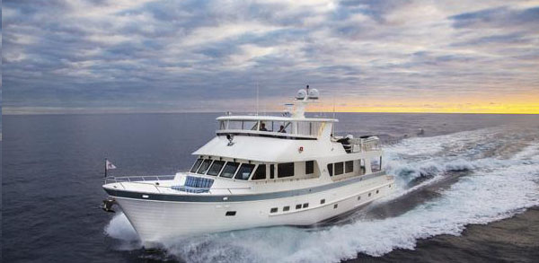 Outer Reef 108 Explorer — powerboat