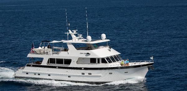 Outer Reef 720 CPMY — powerboat