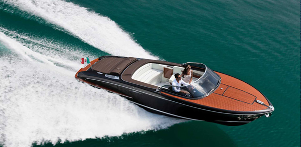 Riva Iseo — powerboat