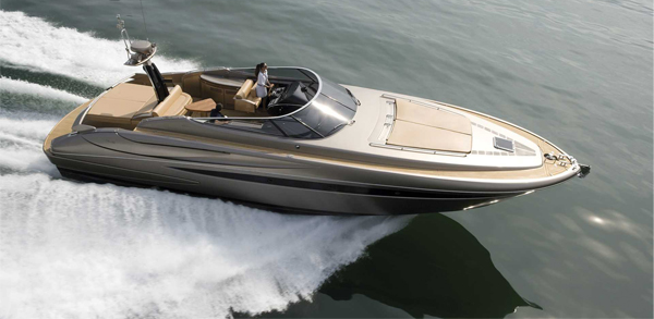 Riva Rivale — powerboat
