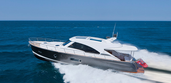 Riviera 54 Sedan — powerboat