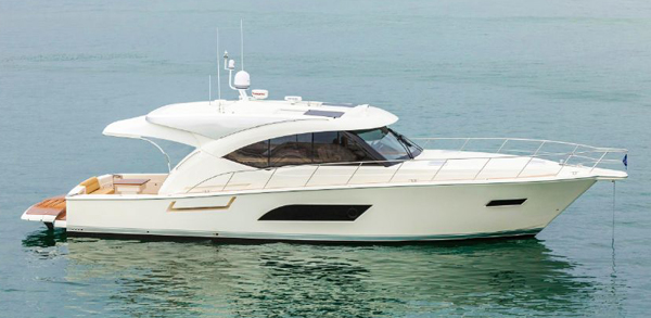 Riviera 575 SUV — powerboat