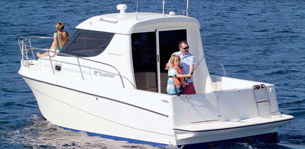 Rodman 810 — powerboat