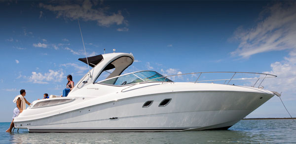 Sea Ray 330 Sundancer — powerboat