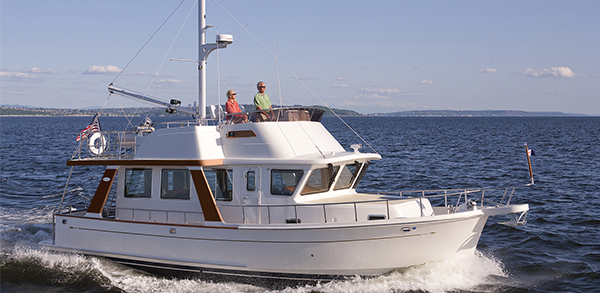 Selene 42 Europa — powerboat
