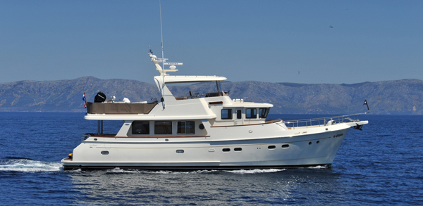 Selene 60 — powerboat