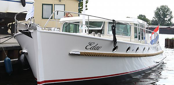 Serious Gently 45' — powerboat