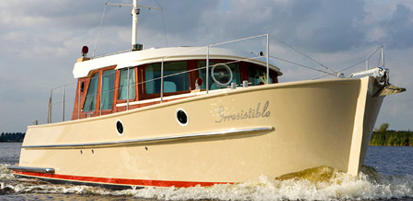 Serious Gently B52 — powerboat