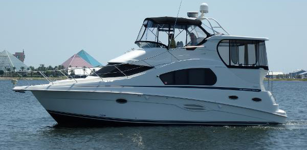 Silverton 35 Motor Yacht — motor yacht