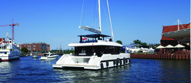 Sunreef 68 Supreme Sailing — sailing yacht