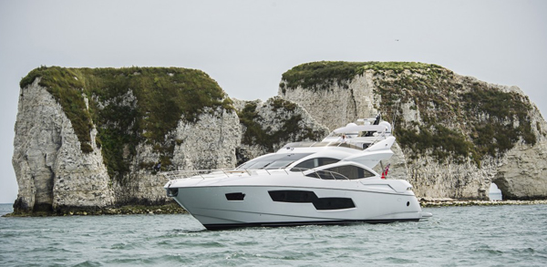 Sunseeker 80 Sport Yacht — motor yacht