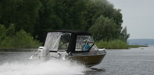 Волжанка 51 Фиш — powerboat